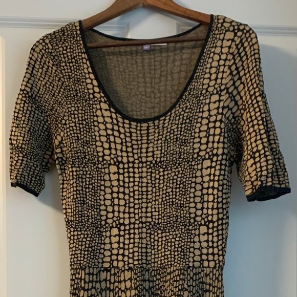Luxe by Carmen Marc Valvo, Reptile Print Knit Fit & Flare Sweater Dress, Size L - Picture 2 of 8